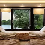 Vizparti Apartmanhaz דירה