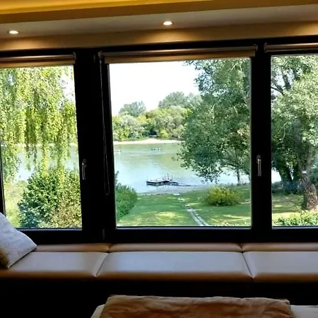 Vizparti Apartmanhaz * Leányfalu