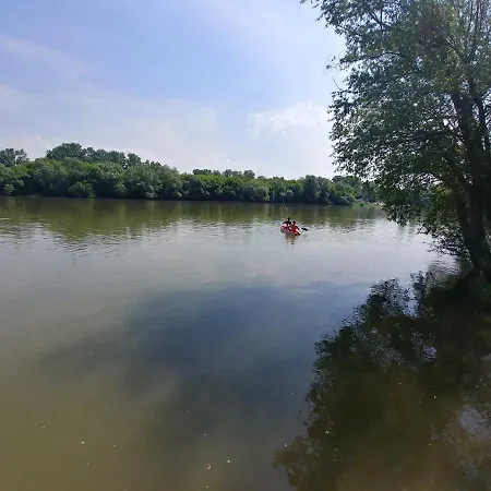 Vizparti Apartmanhaz * Leányfalu
