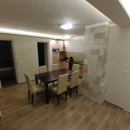 Vizparti Apartmanhaz Leányfalu