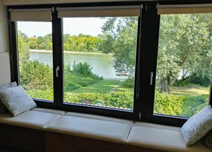 Vizparti Apartmanhaz Appartement *