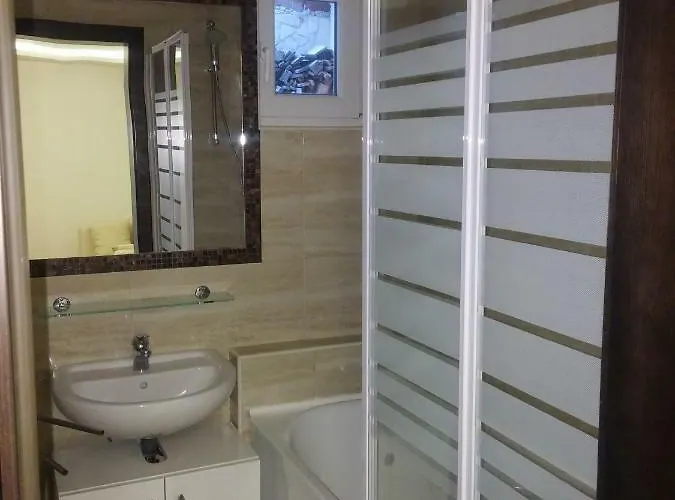 Vizparti Apartmanhaz Appartement