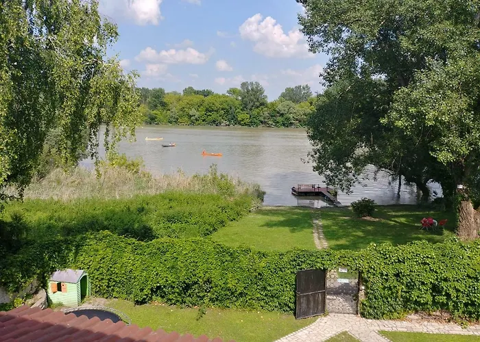 Vizparti Apartmanhaz Appartement
